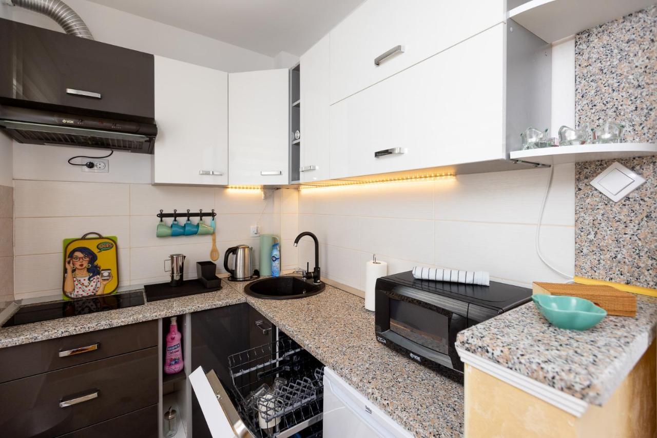Apartment Self Check In 00-24 Mm Beograd Ngoại thất bức ảnh