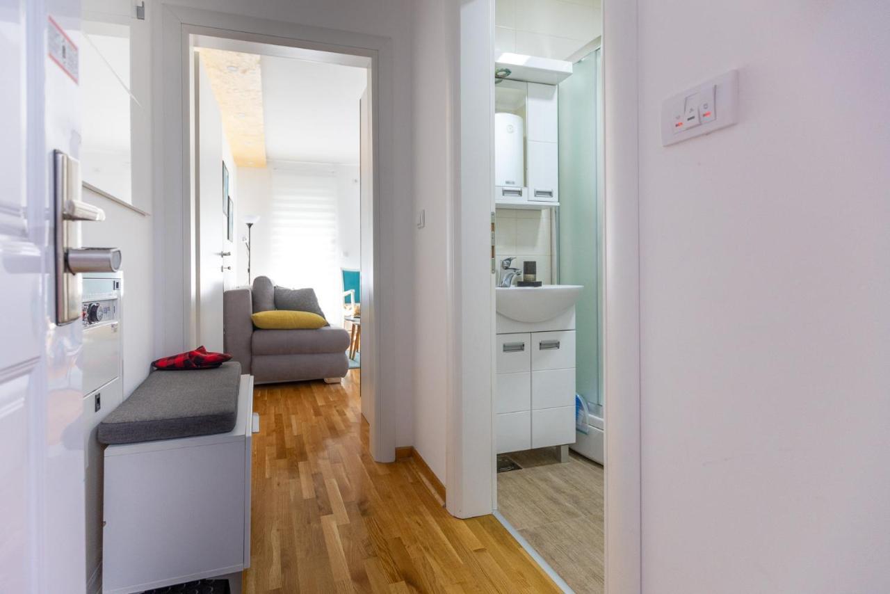 Apartment Self Check In 00-24 Mm Beograd Ngoại thất bức ảnh