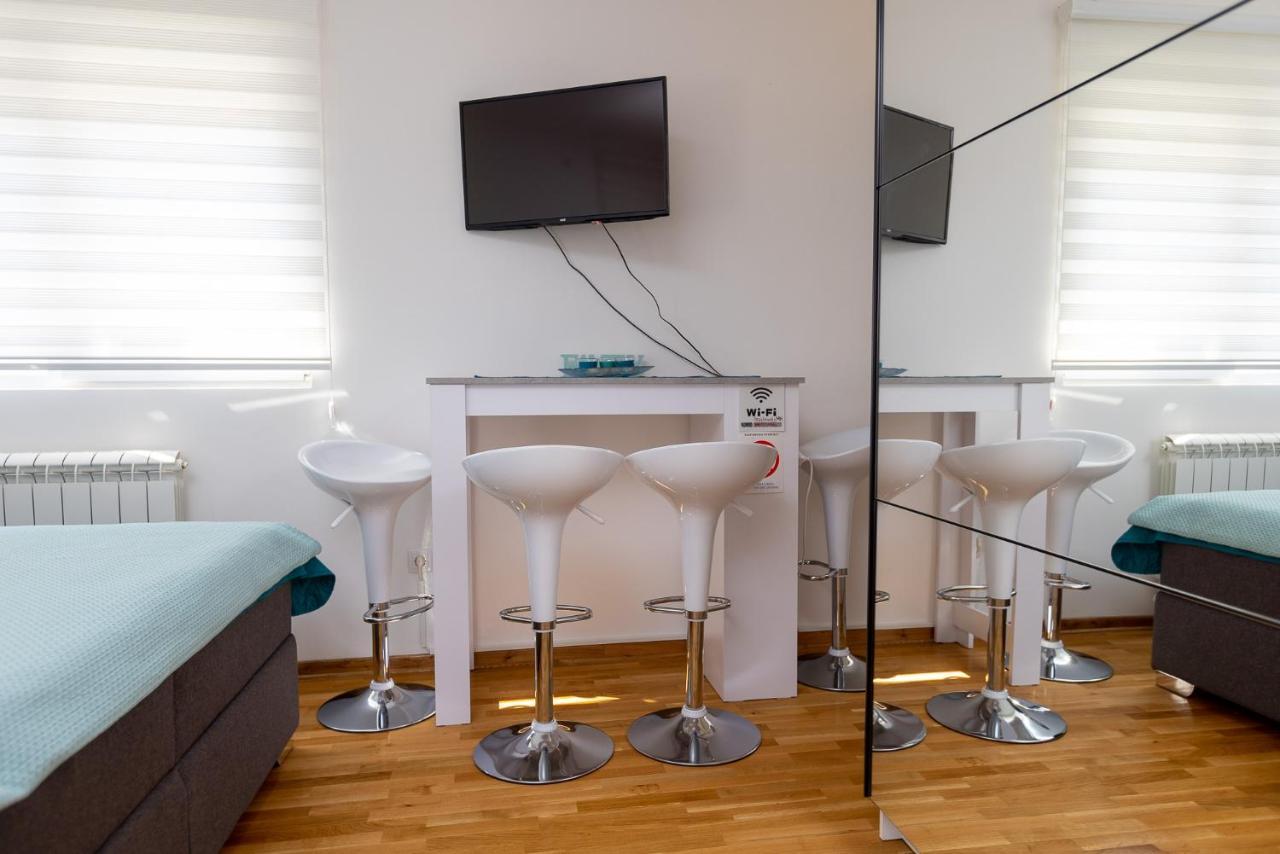 Apartment Self Check In 00-24 Mm Beograd Ngoại thất bức ảnh