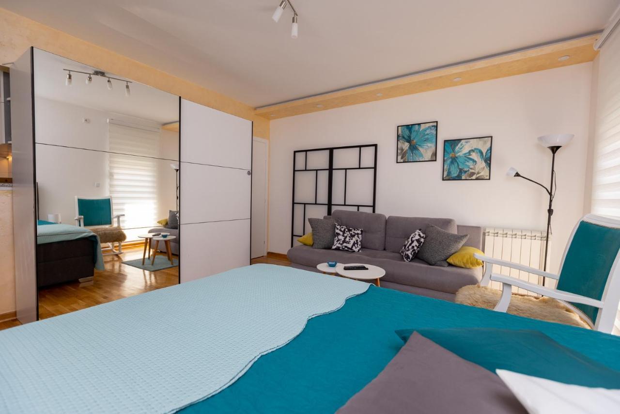 Apartment Self Check In 00-24 Mm Beograd Ngoại thất bức ảnh